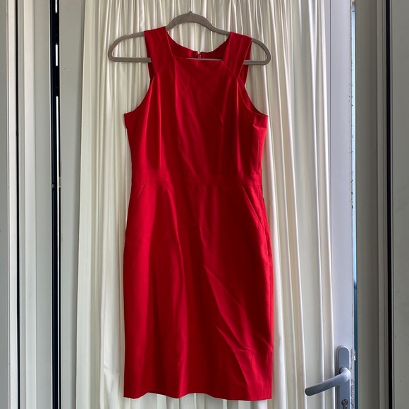 JCREW red gorgeous work dress - size 8 - beautiful neckline and great w belt - Picture 1 of 6